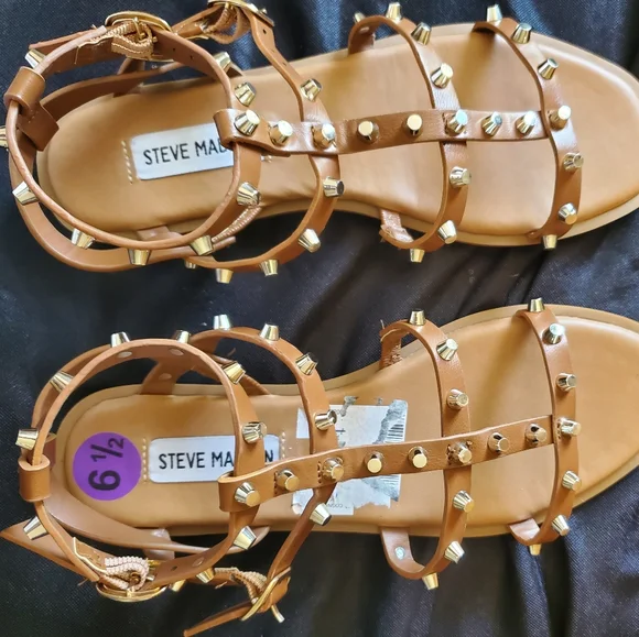 Steve Madden Tan Studded Flat Sandals - Picture 4 of 9